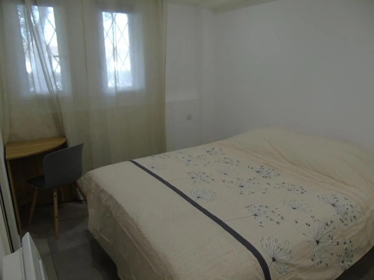 Appartement Les Sablettes,Très beauT2, clim, parkg, mer 1mn La Seyne-sur-Mer